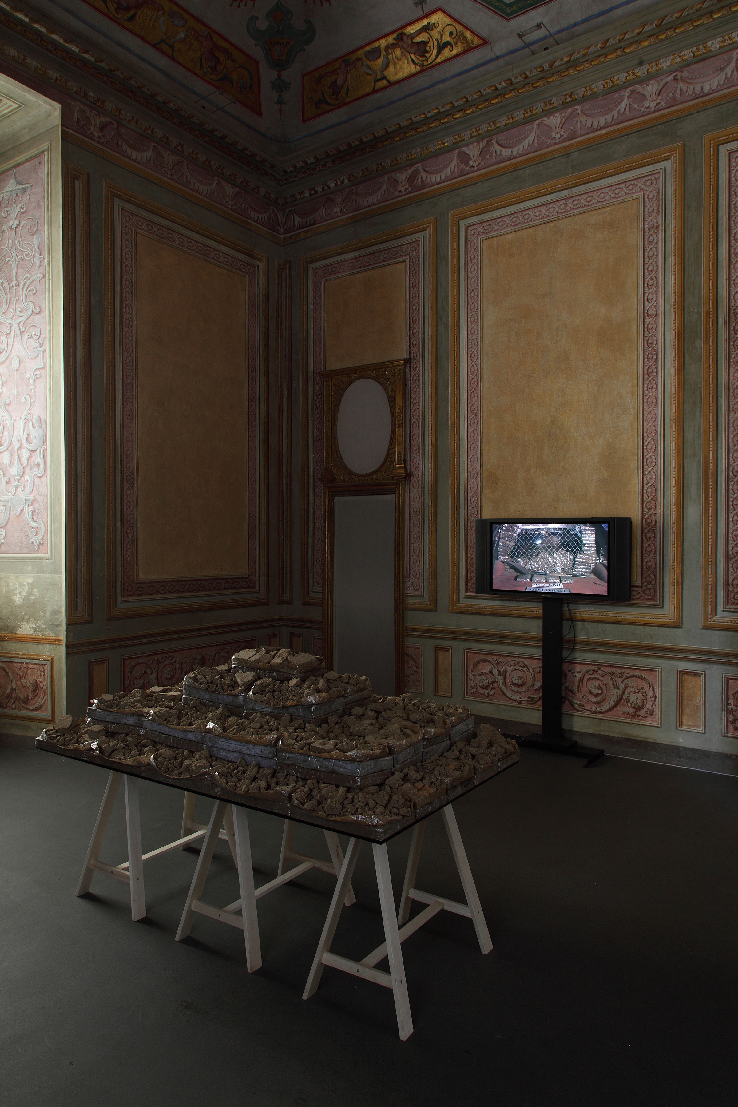 Matheus Rocha Pitta, Drive thru #1, 2007, Apprehension Table #2 (Pyramid), 2008